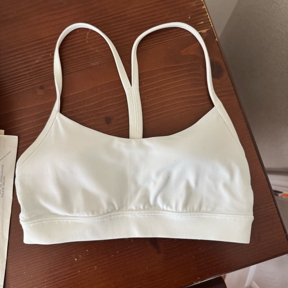 Lululemon White Flow Y Bra Nulu